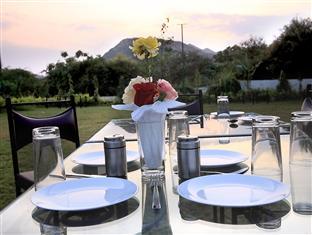 Hotel Devi Palace Udaipur Ngoại thất bức ảnh
