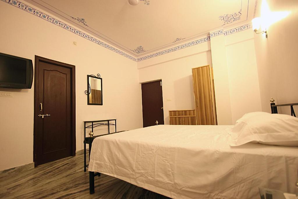 Hotel Devi Palace Udaipur Phòng bức ảnh